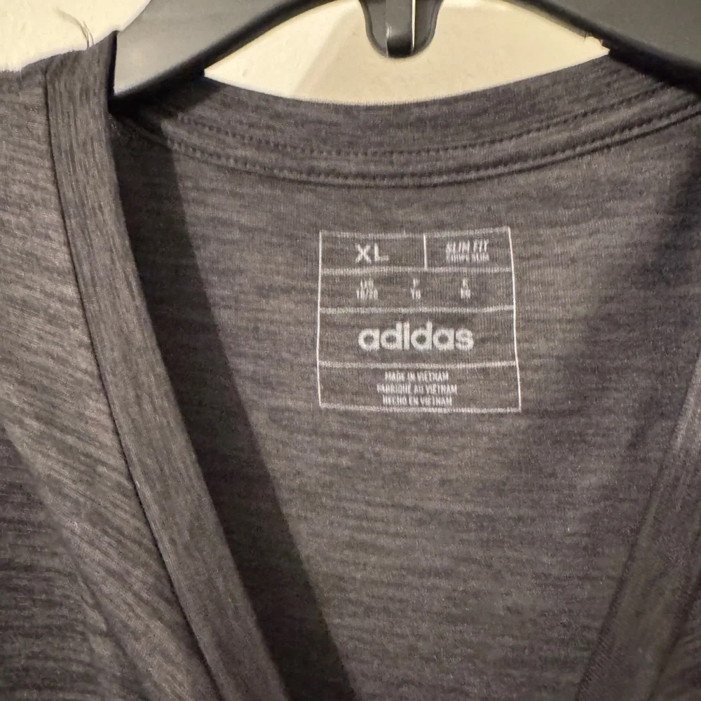 Adidas tank XL 18/20 nwt - Picture 3 of 5